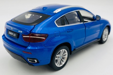 BMW X6 xDrive50i światło dźwięk model METAL 1:26 MSZ 68250A niebieski