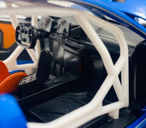 BMW M4 GT3 światło dźwięk model METAL 1:24 MSZ 68277A niebieski