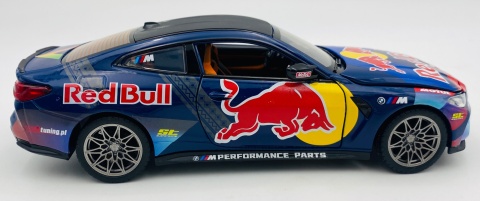 BMW M4 Red Bull światło dźwięk model METAL 1:24 MSZ 68292