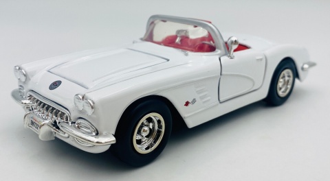 Chevrolet CORVETTE 1959 Cabrio model 1:24 Motormax 73216 biały