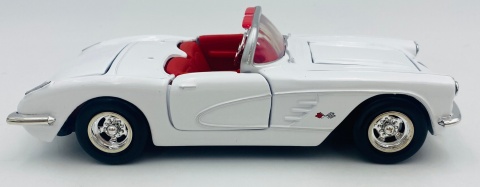 Chevrolet CORVETTE 1959 Cabrio model 1:24 Motormax 73216 biały