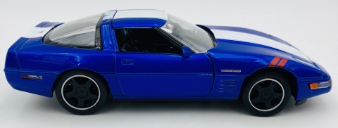 Chevrolet CORVETTE ZR-1 Grand Sport 1993 model 1:24 Motormax 73202