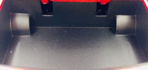 Chevy CHEVELLE SS 396 1:18 model Motormax 73104 czerwony z pasami