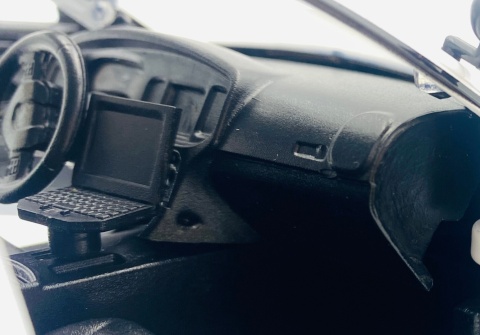 Dodge Charger Pursuit 2023 bez oznaczeń model 1:24 Motormax 76996