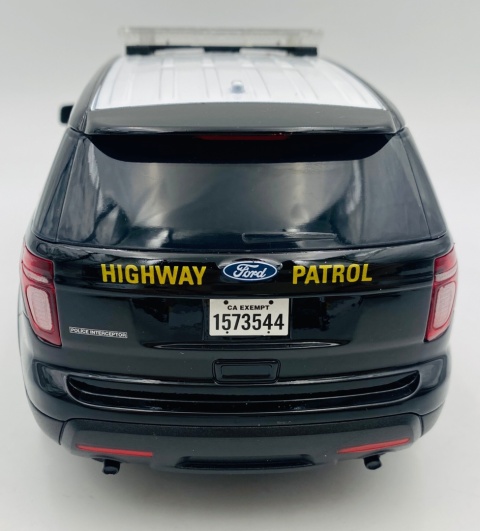 Ford Explorer 2015 Police Interceptor Utility CHP 2015 1:18 Motormax 73544