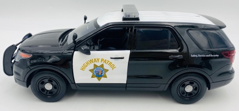 Ford Explorer 2015 Police Interceptor Utility CHP 2015 1:18 Motormax 73544