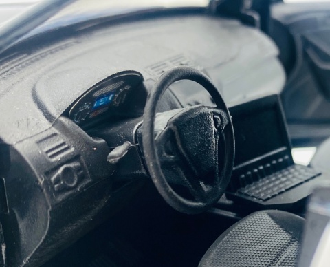 Ford Explorer Interceptor Utility 2015 światło/dźwiek 1:24 Motormax 79536