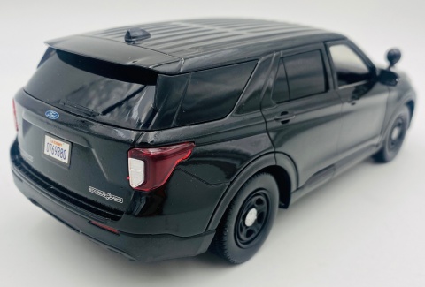 Ford Interceptor Police Utility 2022 czarny model 1:24 Motormax 76990