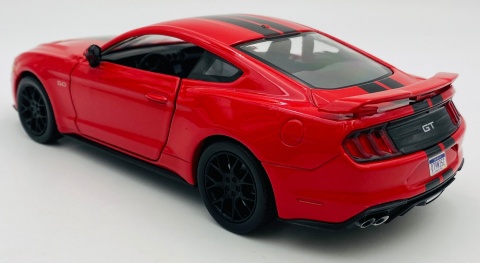 Ford MUSTANG GT 5.0 2018 model 1:24 Motormax 79352 czerwony