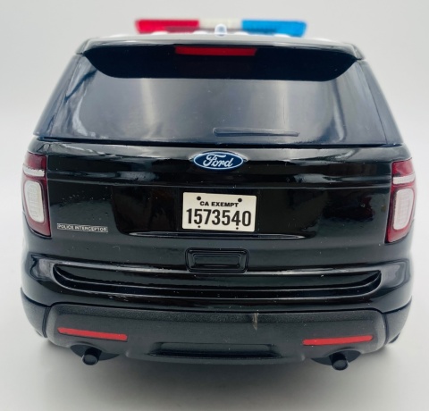 Ford Police Interceptor Utility 2015 światło / dźwięk 1:18 Motormax 73994