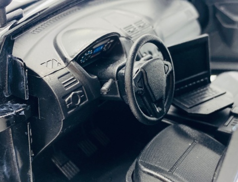 Ford Police Interceptor Utility 2015 światło / dźwięk 1:18 Motormax 73996