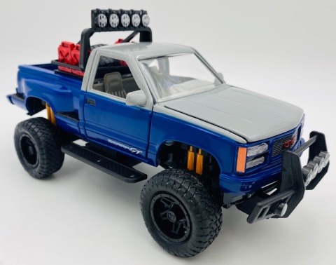 GMC Sierra GT OFF ROAD Series 1:24 Motormax 79136 szary