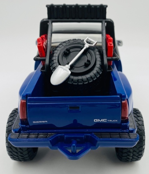 GMC Sierra GT OFF ROAD Series 1:24 Motormax 79136 szary