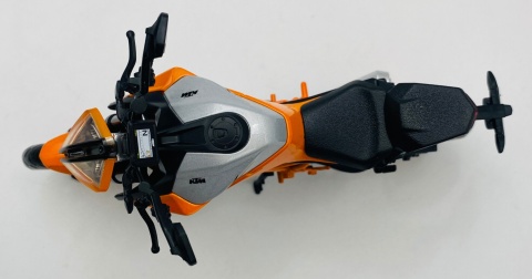 KTM 1290 Super Duke R motocykl model 1:12 MSZ 68735