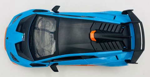 LAMBORGHINI Huracan STO światło dźwięk model METAL 1:24 MSZ 68279 niebieski