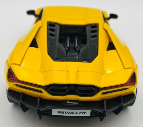 LAMBORGHINI Revuelto światło dźwięk model METAL 1:24 MSZ 68200 żółty
