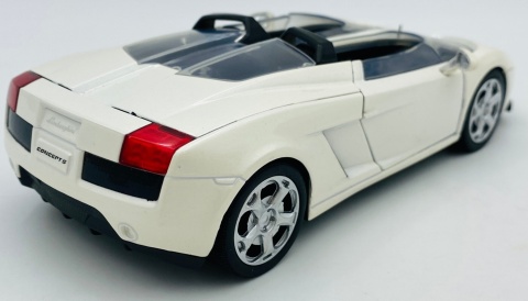 Lamborghini Concept S model 1:24 Motormax 73365