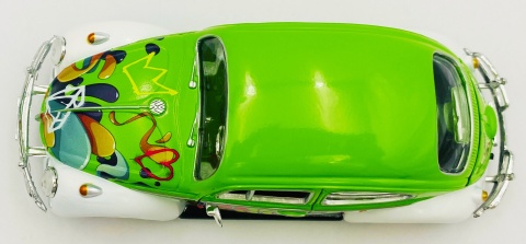 VW Beetle Classic Käfer 1:24 Motormax model 79598 graffiti
