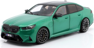 BMW M5 (G90) 2025 model S1814701 Solido 1:18 Isle of Man Green metallic