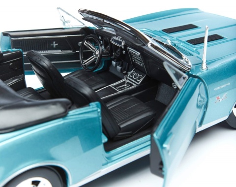 Chevrolet CAMARO SS 396 1967 1:18 Maisto 31684