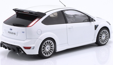 FORD FOCUS RS MK II 2009 model metalowy S1813102 Solido 1:18 biały