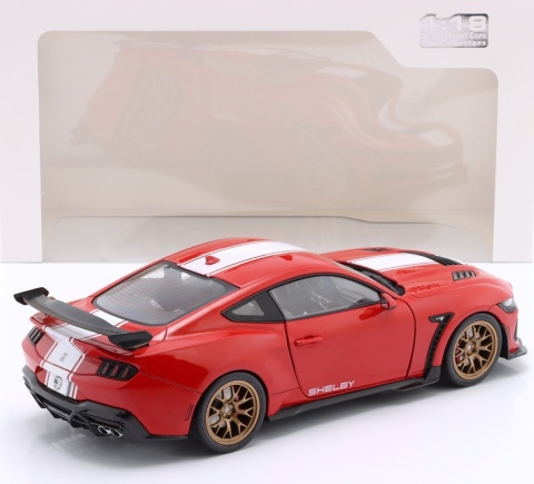 FORD SHELBY MUSTANG Super Snake 2024 model S1813801 Solido 1:18 czerwony