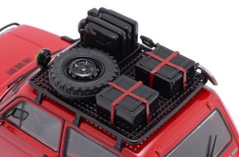 LADA NIVA 1980 model S1807306 Solido 1:18 czerwony