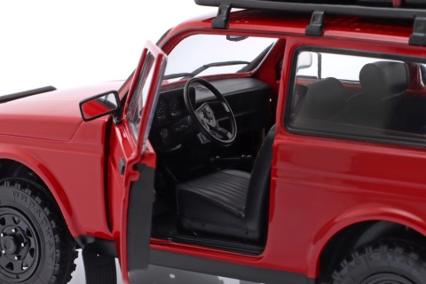 LADA NIVA 1980 model S1807306 Solido 1:18 czerwony