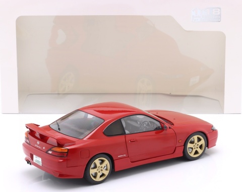 NISSAN SILVIA S15 Spec-R Aero 1999 model S1812202 Solido 1:18 czerwony