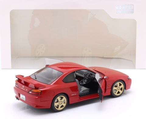 NISSAN SILVIA S15 Spec-R Aero 1999 model S1812202 Solido 1:18 czerwony