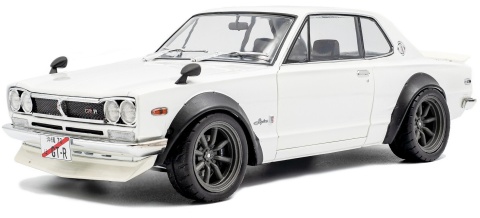 NISSAN SKYLINE (C10) Hakosuka 1970 model S1813001 Solido 1:18 biały perłowy