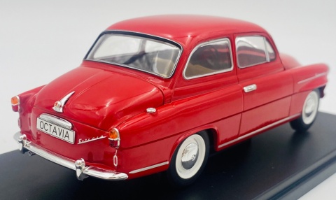 Skoda Octavia Super 1959 model 124265 WhiteBox 1:24 czerwony