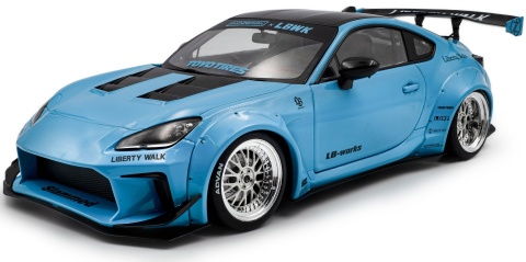 TOYOTA GR86 LBWK Body Kit 2024 model S1813601 Solido 1:18 niebieski