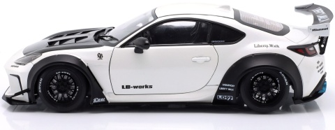 TOYOTA GR86 LBWK Body Kit 2024 model S1813602 Solido 1:18 biały perłowy