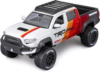 TOYOTA Tacoma TRD 2023 pickup 1:27 model off oad Maisto Design 32546