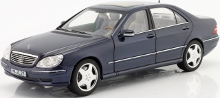 MERCEDES BENZ S-Class S55 AMG W220 (2000) model 183817 Norev 1:18 granatowy