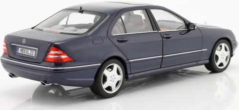 MERCEDES BENZ S-Class S55 AMG W220 (2000) model 183817 Norev 1:18 granatowy
