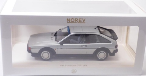 VW Volkswagen Scirocco GTX 16V (1988) model 188635 Norev 1:18 srebrny