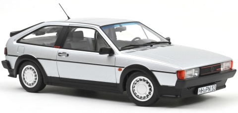 VW Volkswagen Scirocco GTX 16V (1988) model 188635 Norev 1:18 srebrny