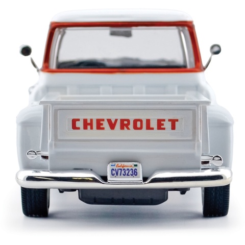 Chevrolet 3100 Stepside 1955 model 1:24 Motormax 79888 Kult Klassics