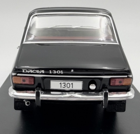 Dacia 1301 1976 model 124269 WhiteBox 1:24 czarny