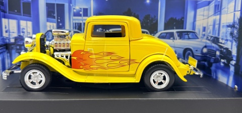 Ford Coupe 1932 model 1:24 Motormax 79885 Kult Klassics