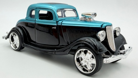 Ford Coupe 1934 model 1:24 Motormax 79887 Kult Klassics