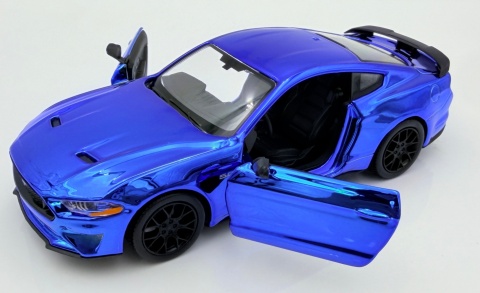 Ford MUSTANG GT 2018 model 1:24 Motormax 79083 custom WRAP niebieski chrom