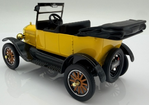 Ford Model T Touring convertible 1925 1:24 Platinum Motormax 79328 żółty