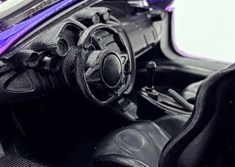 PAGANI Huayra model 1:24 Motormax custom WRAP 79084 fiolet