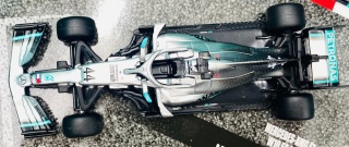 ZESTAW Mercedes F1 TYLKO Hamilton W10, W12, W13, W15 BBurago 1:43 18-38093
