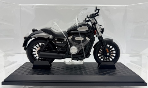 Benda Chinchilla 300 motocykl model 1:12 LED dźwięk Huayi M12-9 czarny