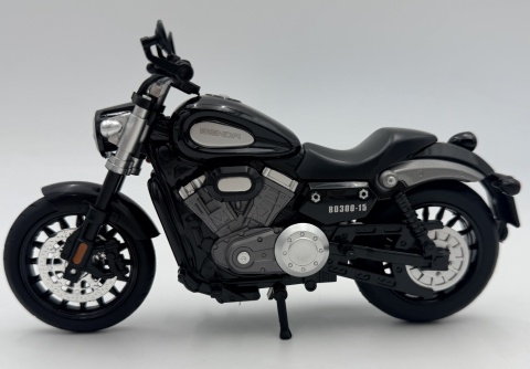 Benda Chinchilla 300 motocykl model 1:12 LED dźwięk Huayi M12-9 czarny
