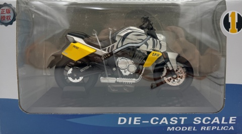 Benda LFS700 motocykl model 1:12 LED dźwięk Huayi M12-14 biały z żółtym